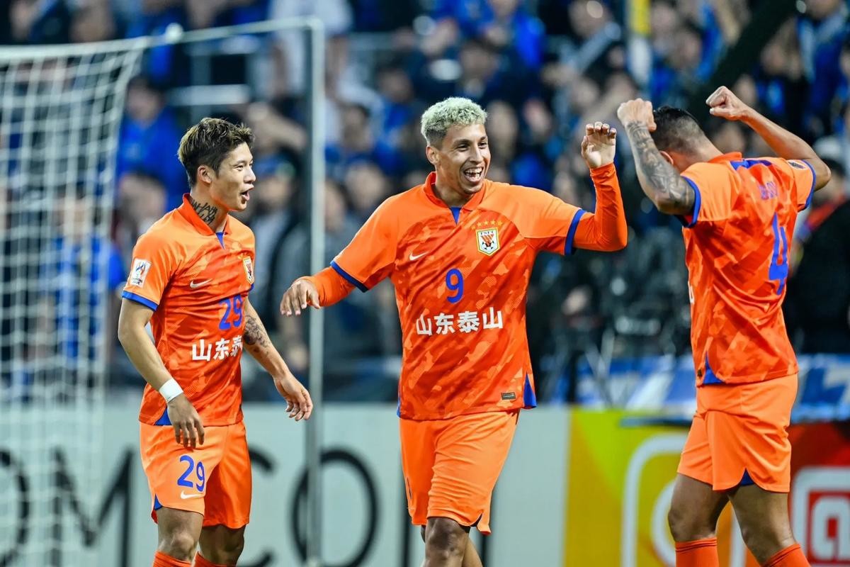 关于山东泰山集结日更衣室发声,志在欧冠名次提升,管理层满意,控场能力受关注的信息 关于山东泰山集结日更衣室发声,志在欧冠名次提升,管理层满意,控场能力受关注的信息